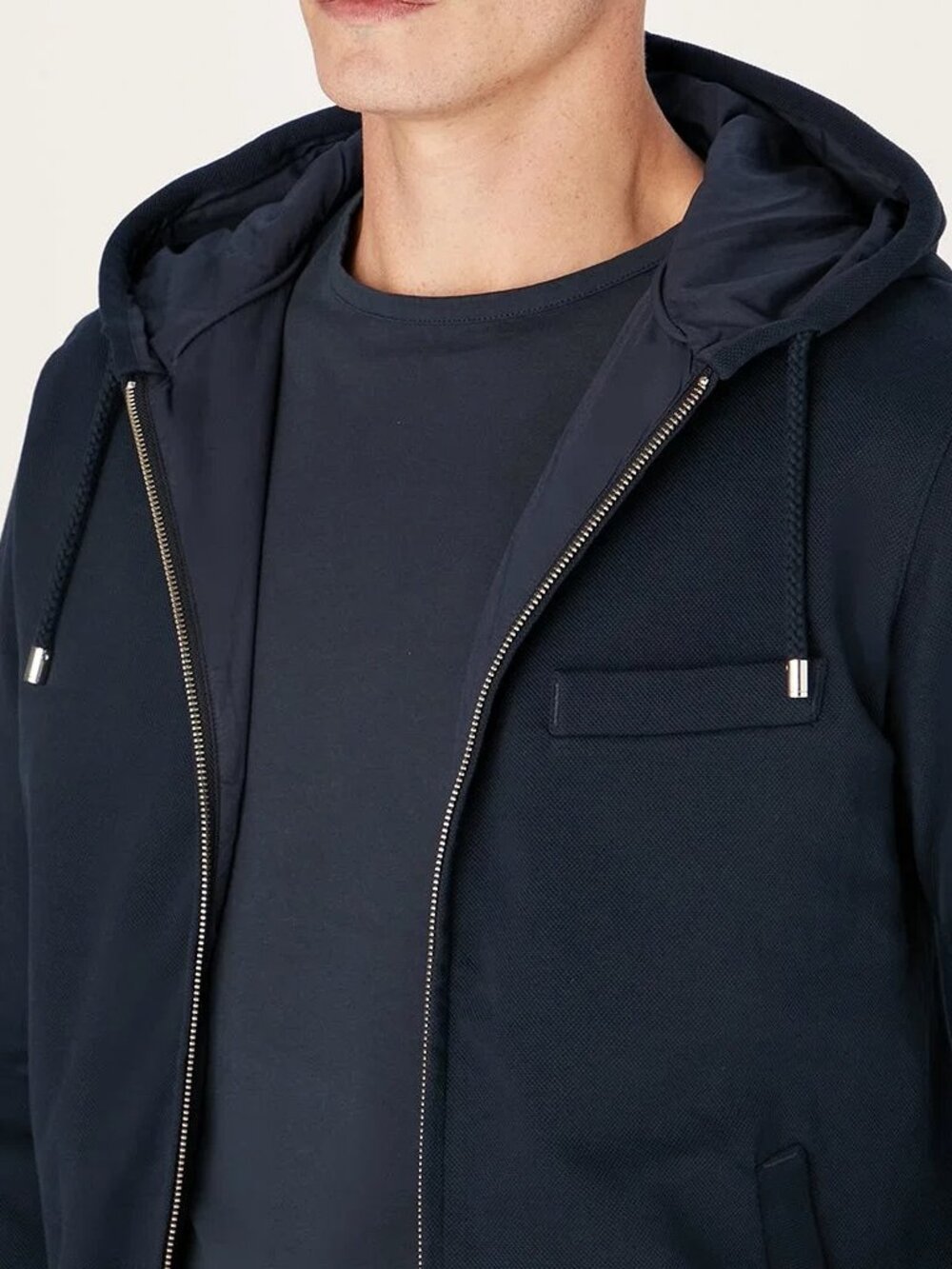 LESTRANGE Monochrome Hood